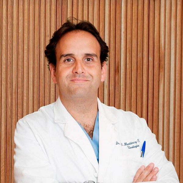 Dr. Carlos Balmori